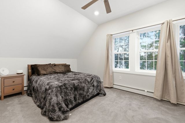 411 Market St, Rockland, MA 02370