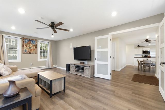 411 Market St, Rockland, MA 02370