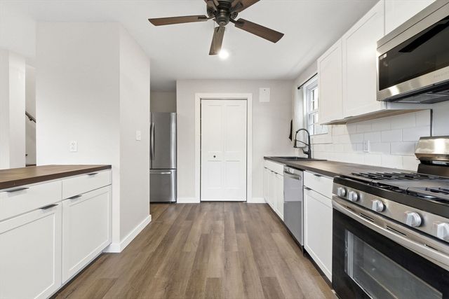 411 Market St, Rockland, MA 02370