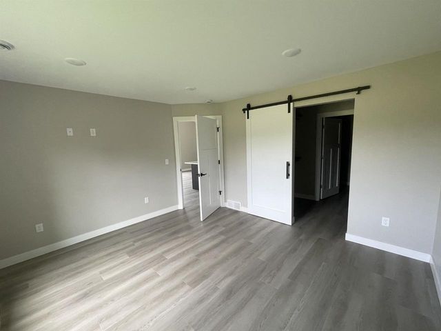 376 CANAL STREET #UNIT 1, Berlin, WI 54923