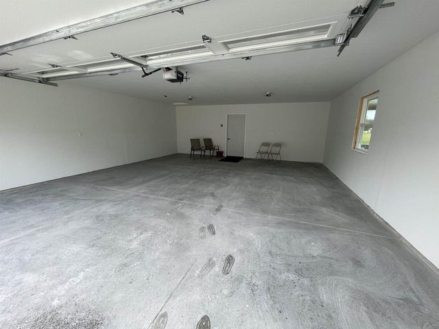 376 CANAL STREET #UNIT 1, Berlin, WI 54923