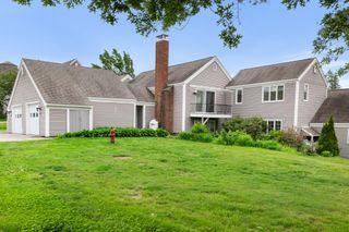 49 Hilltop Place # 49, New London, NH 03257