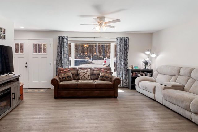 128 Old Lake Shore Road, Gilford, NH 03249