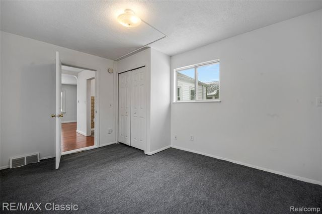 635 Wesbrook Street, Pontiac, MI 48340