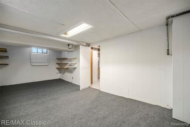 635 Wesbrook Street, Pontiac, MI 48340