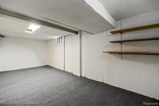 635 Wesbrook Street, Pontiac, MI 48340