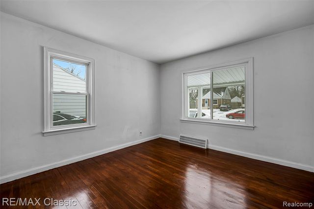 635 Wesbrook Street, Pontiac, MI 48340