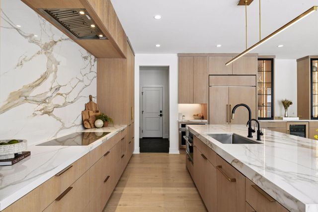 4006 Sunnyside Road, Edina, MN 55424