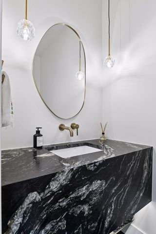 4006 Sunnyside Road, Edina, MN 55424