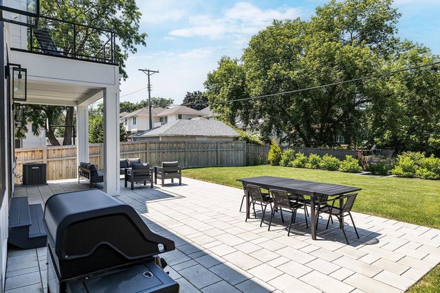 4006 Sunnyside Road, Edina, MN 55424