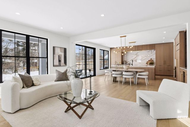 4006 Sunnyside Road, Edina, MN 55424