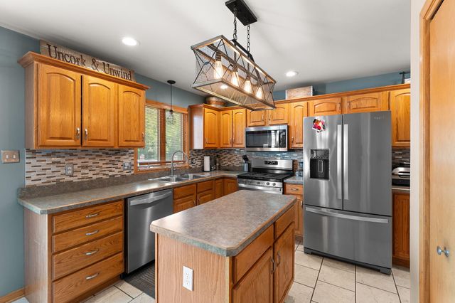 4320 Annandale Lane, Crown Point, IN 46307