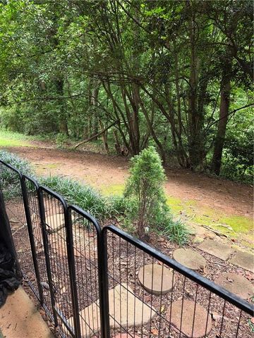 904 Garden Court, Sandy Springs, GA 30328
