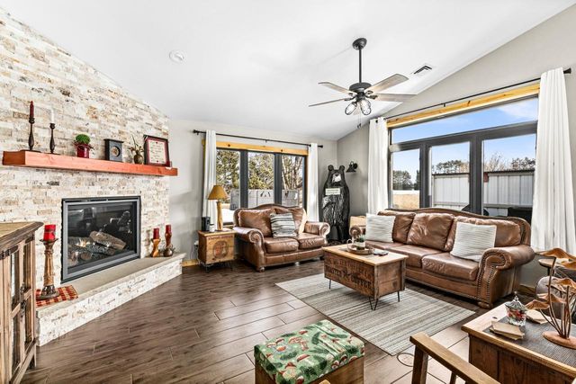 2238 County Road 1, Wrenshall, MN 55797