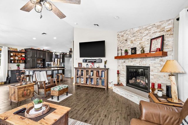 2238 County Road 1, Wrenshall, MN 55797