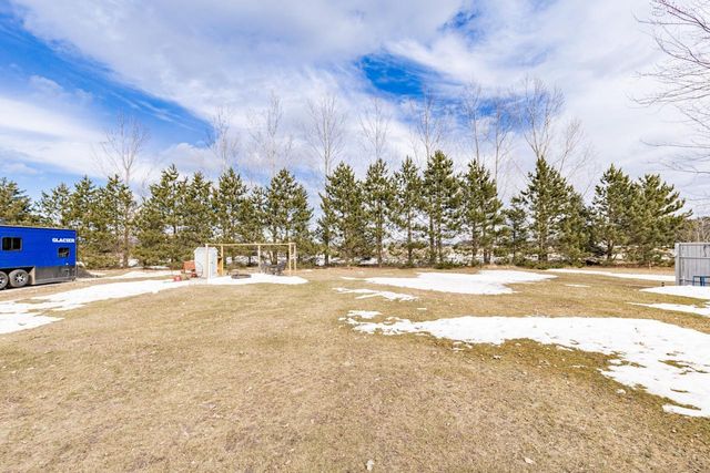 2238 County Road 1, Wrenshall, MN 55797
