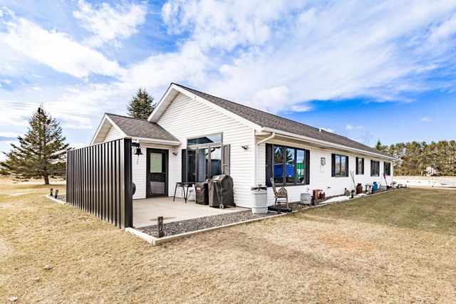 2238 County Road 1, Wrenshall, MN 55797