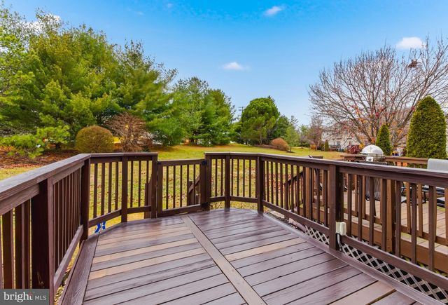 64 YELLOWWOOD CT, Glassboro, NJ 08028