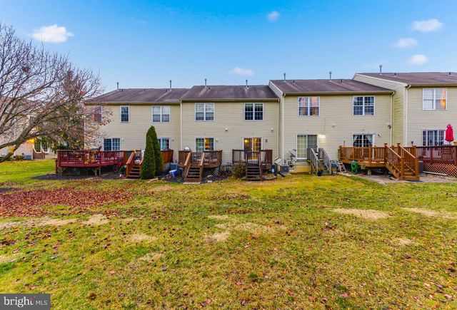 64 YELLOWWOOD CT, Glassboro, NJ 08028