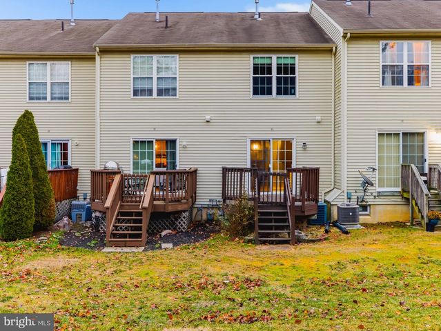 64 YELLOWWOOD CT, Glassboro, NJ 08028