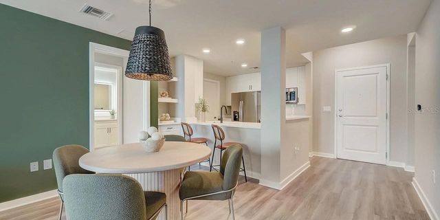 55-4 W CHURCH STREET, Orlando, FL 32801