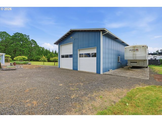 23420 Ne HYLAND Dr, Newberg, OR 97132