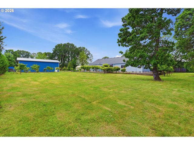 23420 Ne HYLAND Dr, Newberg, OR 97132