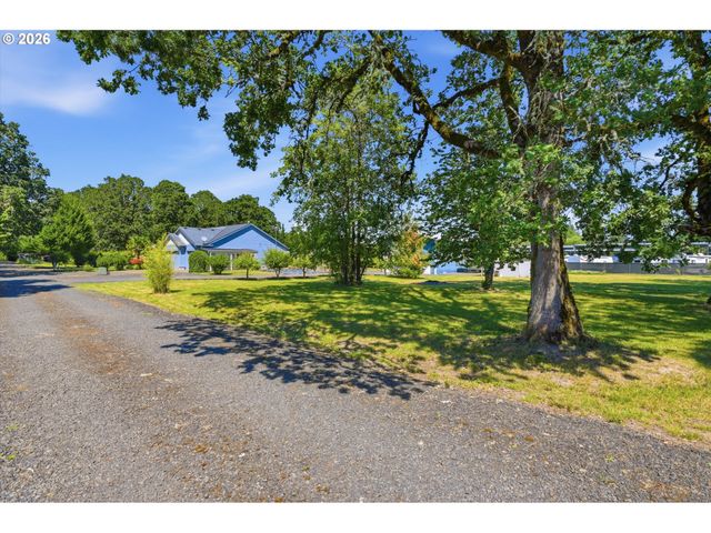23420 Ne HYLAND Dr, Newberg, OR 97132