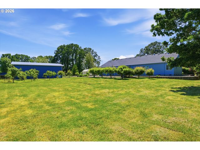 23420 Ne HYLAND Dr, Newberg, OR 97132