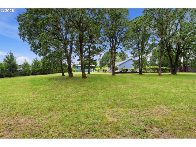 23420 Ne HYLAND Dr, Newberg, OR 97132