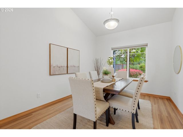 23420 Ne HYLAND Dr, Newberg, OR 97132