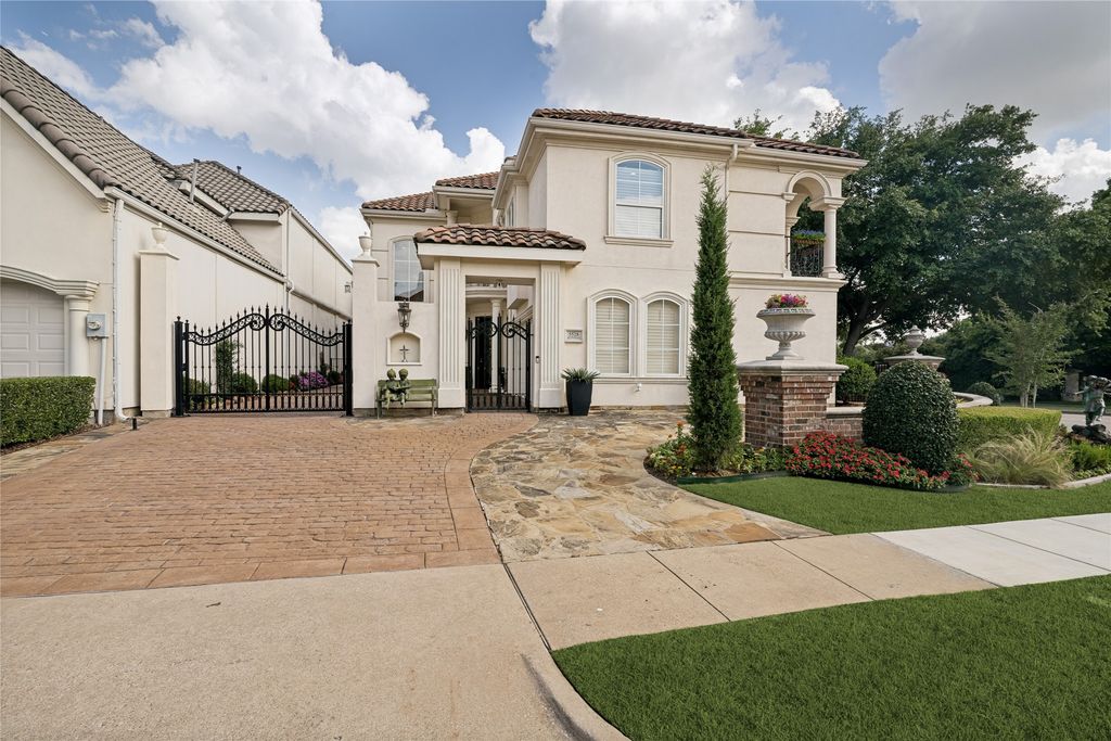5528 Gleneagles Drive, Plano, TX 75093