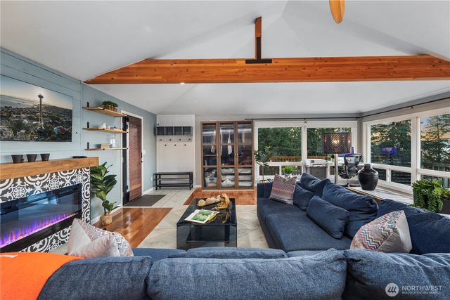 612 Park Avenue, Mukilteo, WA 98275