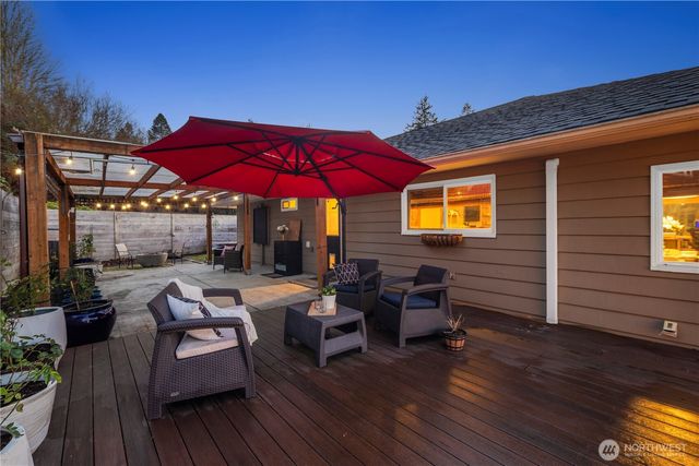 612 Park Avenue, Mukilteo, WA 98275