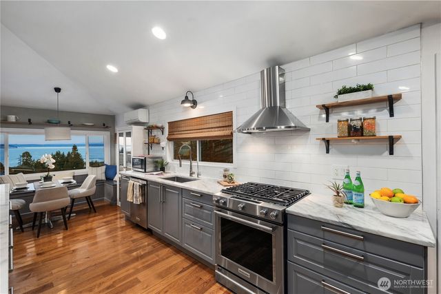 612 Park Avenue, Mukilteo, WA 98275