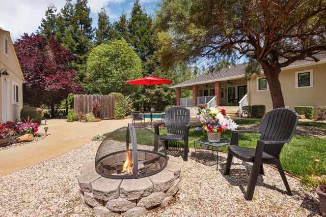 7401 N Cox Rd, Linden, CA 95236