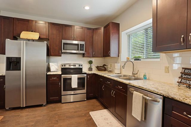 7401 N Cox Rd, Linden, CA 95236