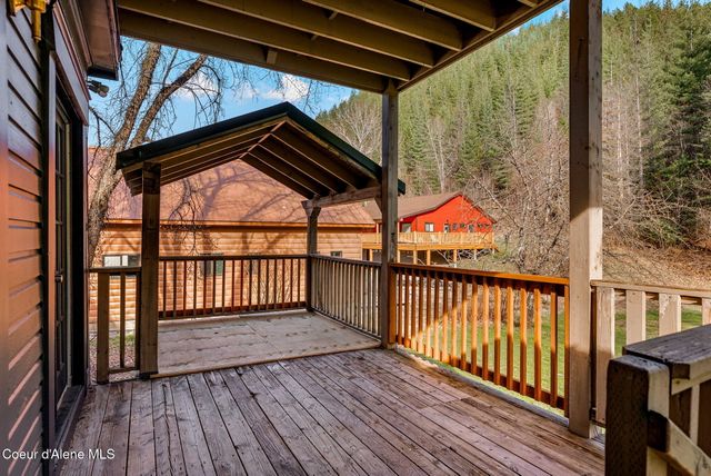 403 Main St, Wardner, ID 83837