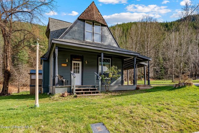 403 Main St, Wardner, ID 83837