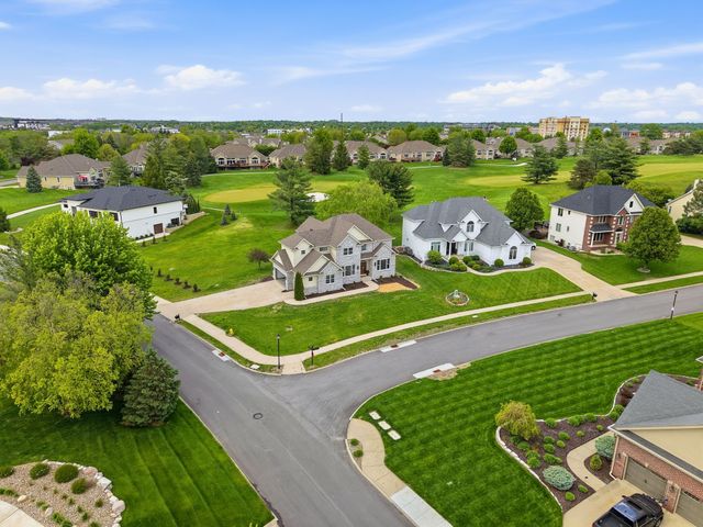 5583 Beechwood Terrace, West Des Moines, IA 50266