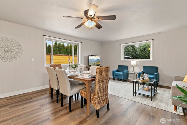 909 N Huson Street, Tacoma, WA 98406