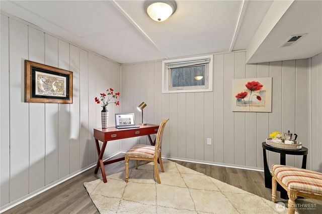 909 N Huson Street, Tacoma, WA 98406