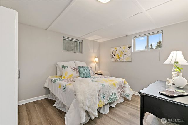 909 N Huson Street, Tacoma, WA 98406