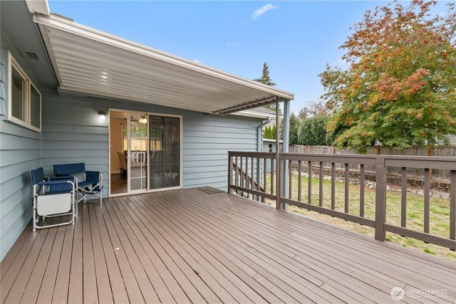 909 N Huson Street, Tacoma, WA 98406