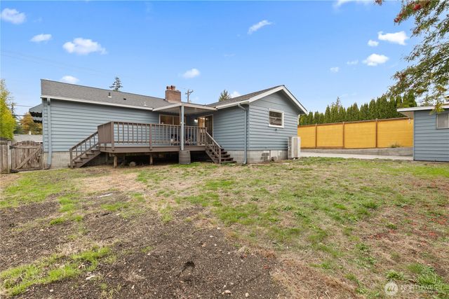 909 N Huson Street, Tacoma, WA 98406