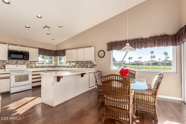 10439 E SUNNYDALE Drive, Sun Lakes, AZ 85248