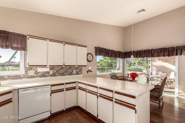 10439 E SUNNYDALE Drive, Sun Lakes, AZ 85248