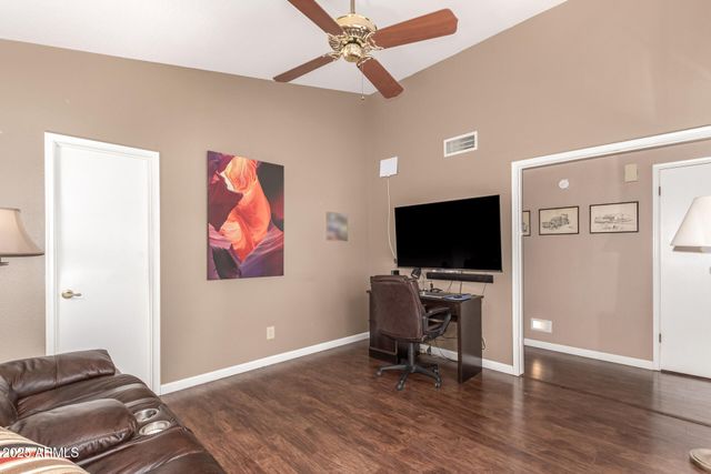 10439 E SUNNYDALE Drive, Sun Lakes, AZ 85248