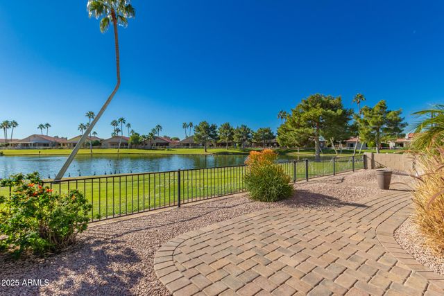 10439 E SUNNYDALE Drive, Sun Lakes, AZ 85248