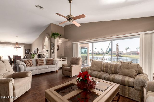 10439 E SUNNYDALE Drive, Sun Lakes, AZ 85248